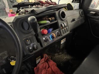 Image of John Deere XUV 835M equipment image 1