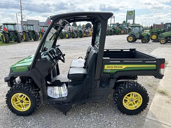 Image of John Deere XUV 835M equipment image 3