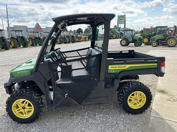 Image of John Deere XUV 835M equipment image 4