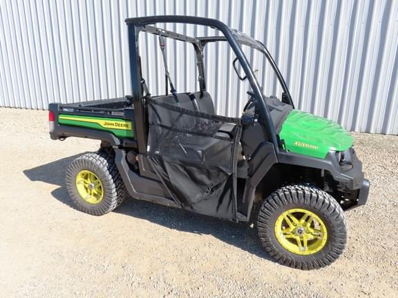 Image of John Deere XUV 835M Primary image