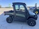 2023 John Deere XUV 835M Image