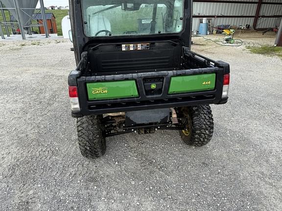Image of John Deere XUV 835M equipment image 3