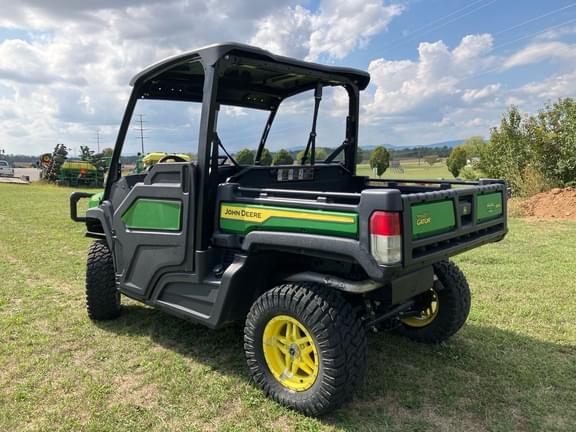 Image of John Deere XUV 835M equipment image 3