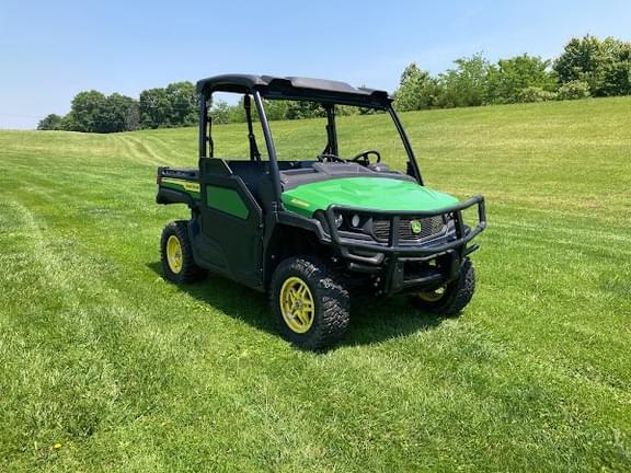 Image of John Deere XUV 835M Primary image