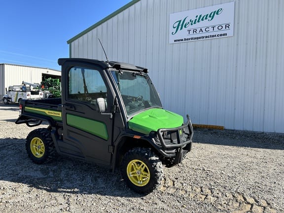 2023 John Deere XUV 835M Equipment Image0