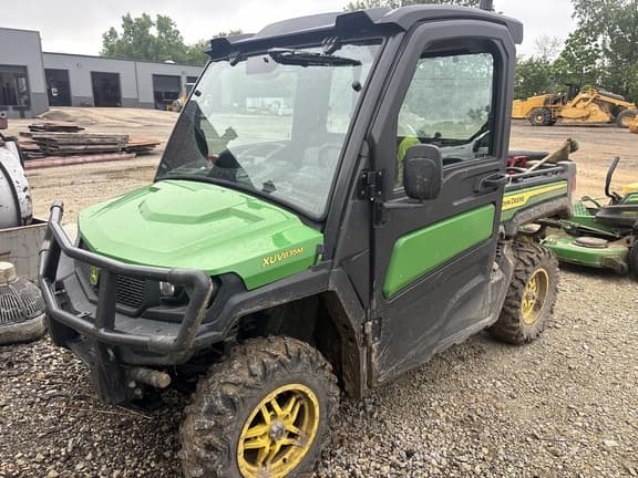 Image of John Deere XUV 835M Primary image