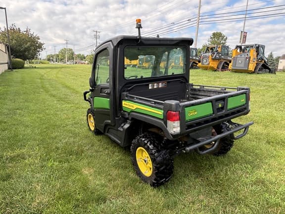 Image of John Deere XUV 835M equipment image 4