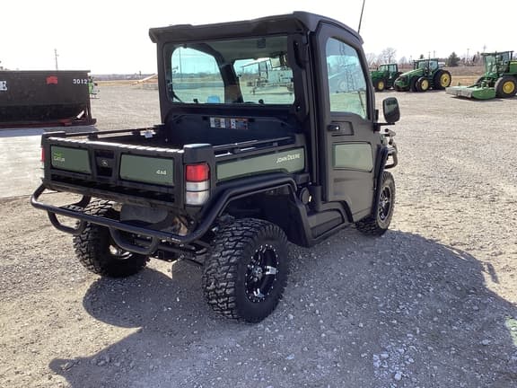 Image of John Deere XUV 835M equipment image 3