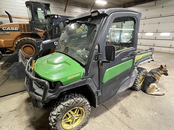 Image of John Deere XUV 835M Primary image