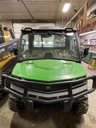 Image of John Deere XUV 835M equipment image 1