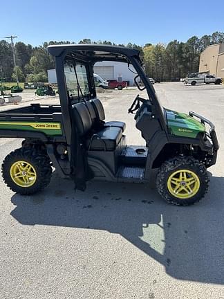 Image of John Deere XUV 835M equipment image 4