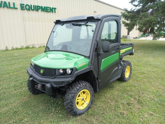 Main image John Deere XUV 835M