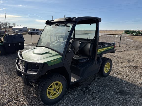 Image of John Deere XUV 835M equipment image 2