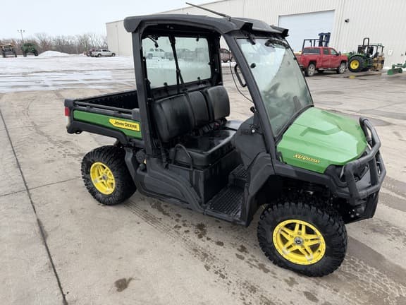 Image of John Deere XUV 835M equipment image 3