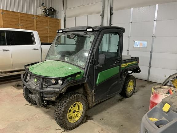 Image of John Deere XUV 835M Primary image