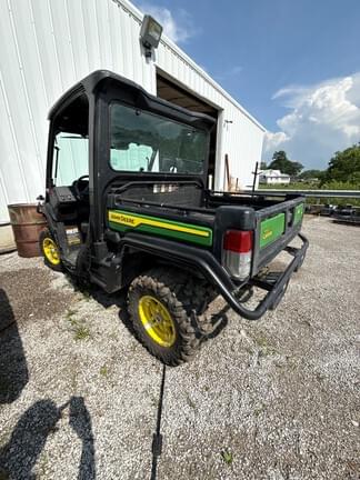 Image of John Deere XUV 835M equipment image 3