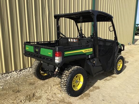 Image of John Deere XUV 835M equipment image 4