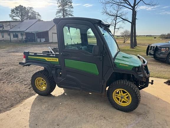 Image of John Deere XUV 835M equipment image 3