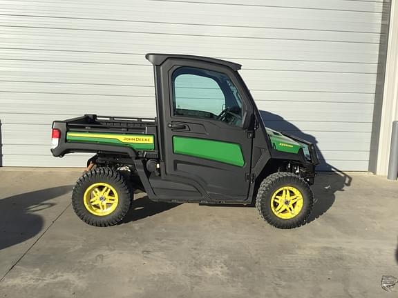 Image of John Deere XUV 835M equipment image 3