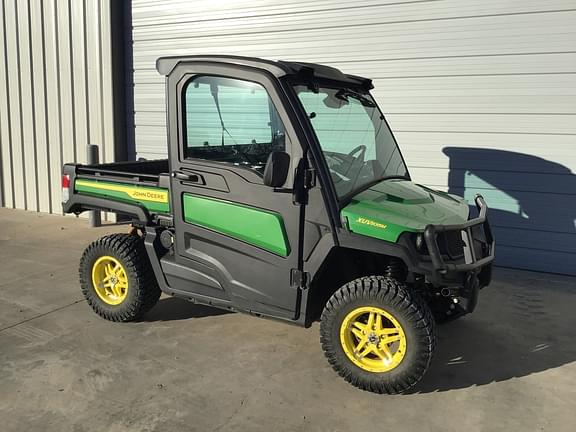 Image of John Deere XUV 835M equipment image 4