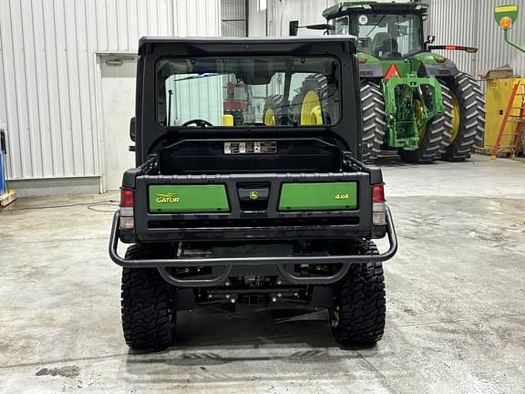 Image of John Deere XUV 835M equipment image 4