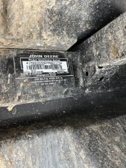 Image of John Deere XUV 835M equipment image 3