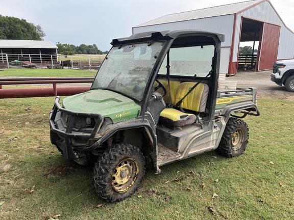 Image of John Deere XUV 835M Primary image