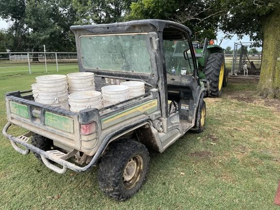 Image of John Deere XUV 835M equipment image 4