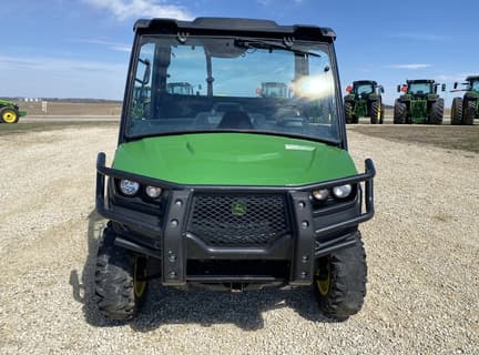 Image of John Deere XUV 835M equipment image 1