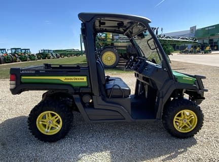 Image of John Deere XUV 835M equipment image 3