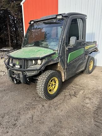 Image of John Deere XUV 835M equipment image 1