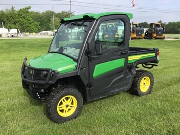 Main image John Deere XUV 835R