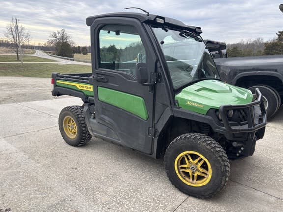 Image of John Deere XUV 835M equipment image 4