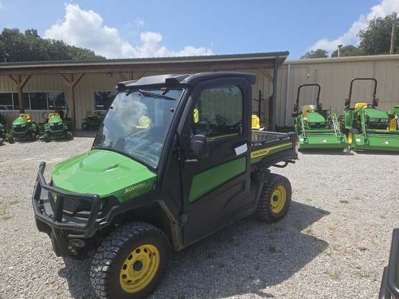Image of John Deere XUV 835M Primary image