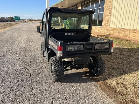 Image of John Deere XUV 835M equipment image 3