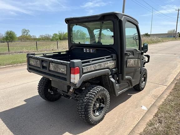 Image of John Deere XUV 835M equipment image 4