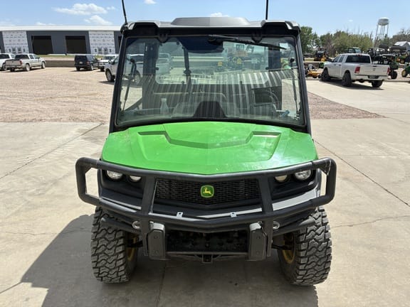 2023 John Deere XUV 835M Equipment Image0