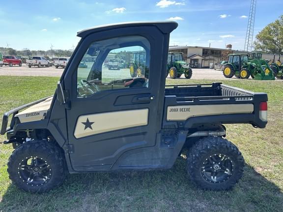 Image of John Deere XUV 835M Honor Edition equipment image 3