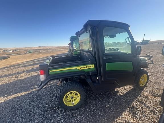 Image of John Deere XUV 835M Primary image