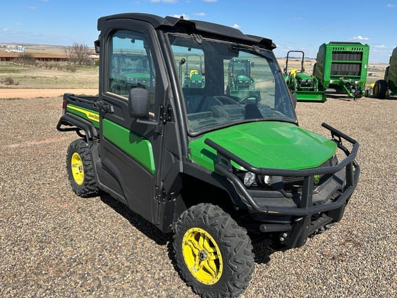 2023 John Deere XUV 835M Equipment Image0