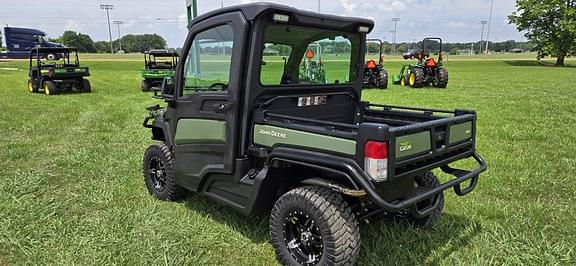 Image of John Deere XUV 835M equipment image 2