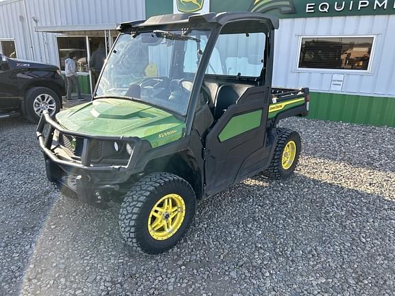 Image of John Deere XUV 835M Primary image