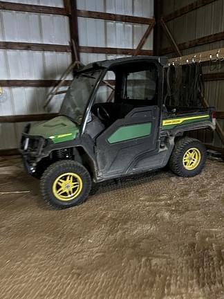 Image of John Deere XUV 835M Primary Image