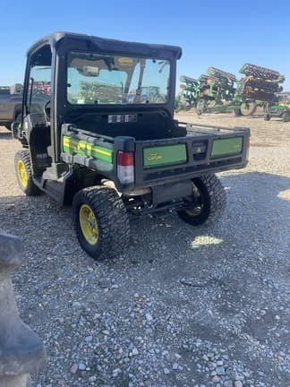 Image of John Deere XUV 835M equipment image 3