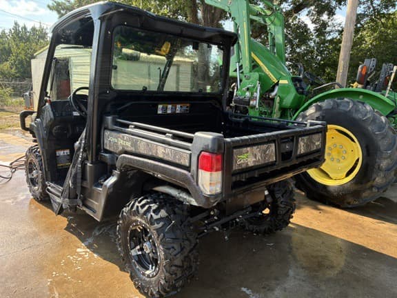 Image of John Deere XUV 835M equipment image 4