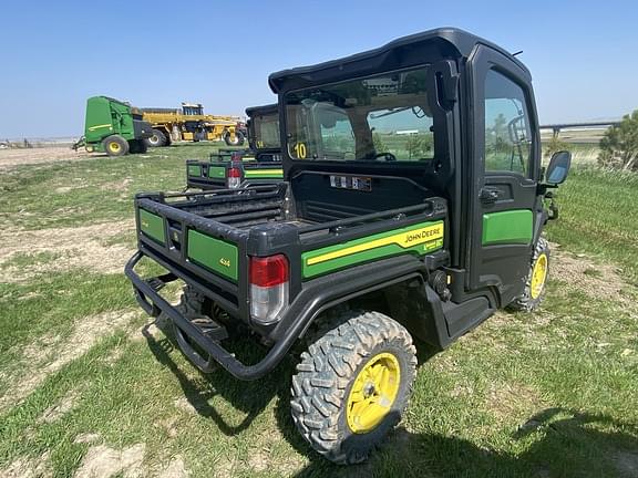 Image of John Deere XUV 835M equipment image 2