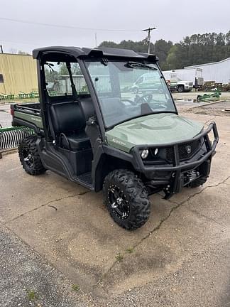 Image of John Deere XUV 835M equipment image 3