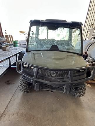 Image of John Deere XUV 835M equipment image 1