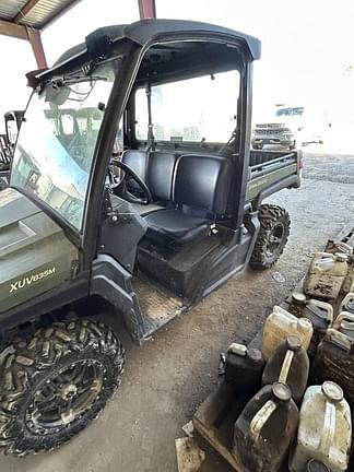 Image of John Deere XUV 835M equipment image 3