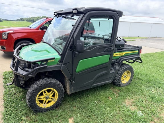 2023 John Deere XUV 835M Equipment Image0